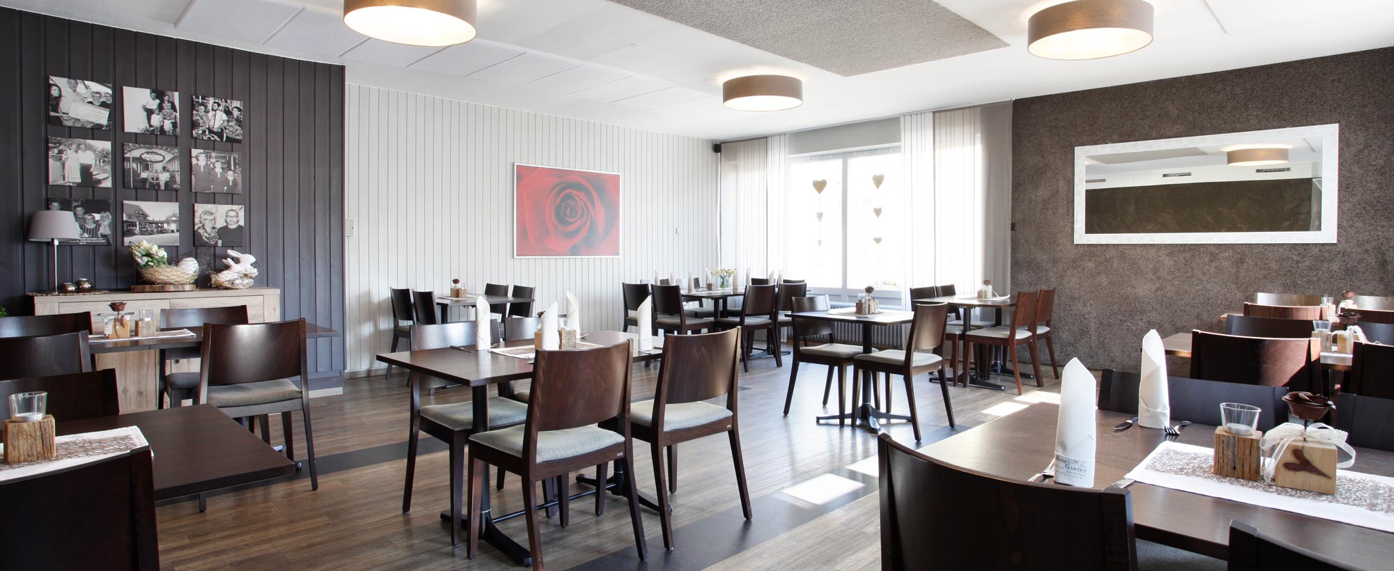 Blick in das Nebenzimmer im Gasthaus Rosengarten in Bad Buchau